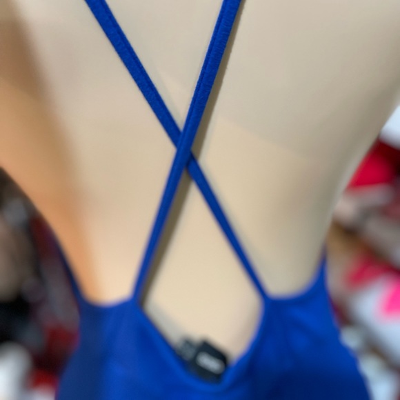 ASOS - Picture 3 of 4